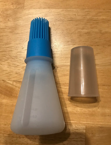 The Hoof oil applicator